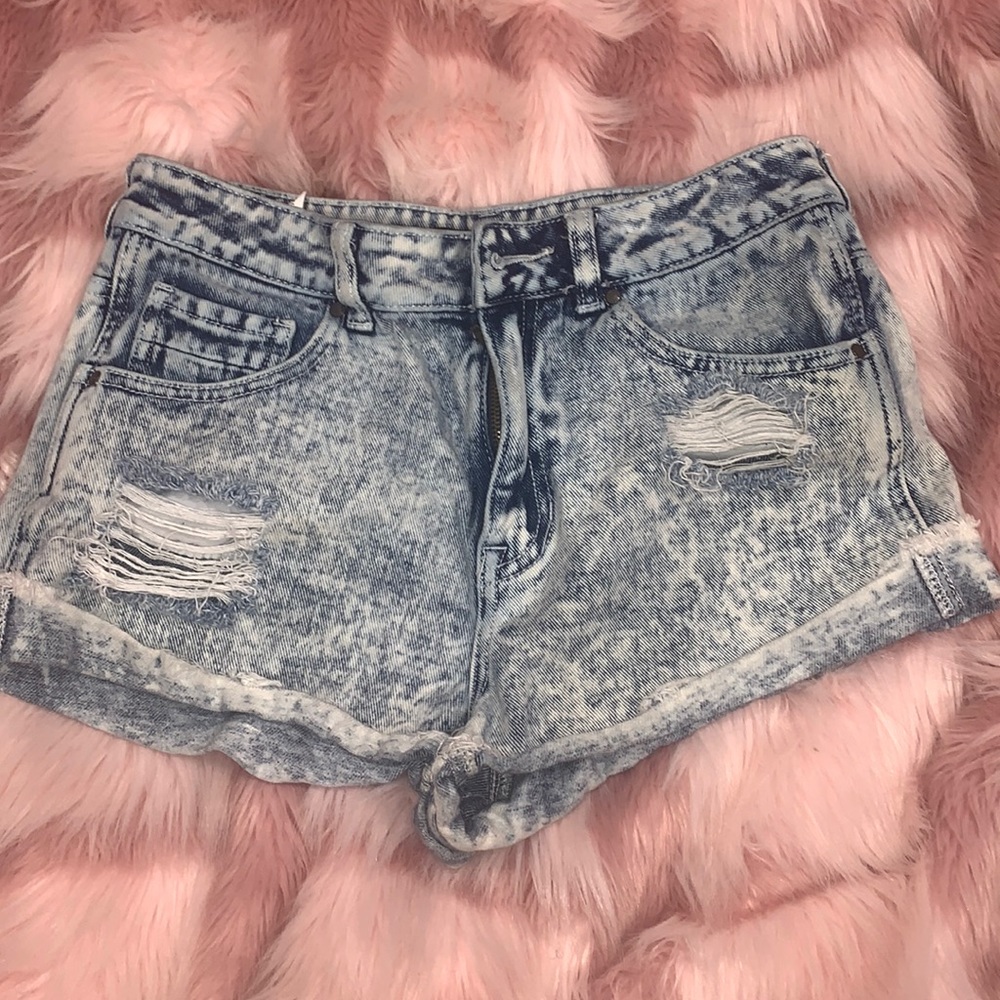 Super cute short shorts that are high-waisted.